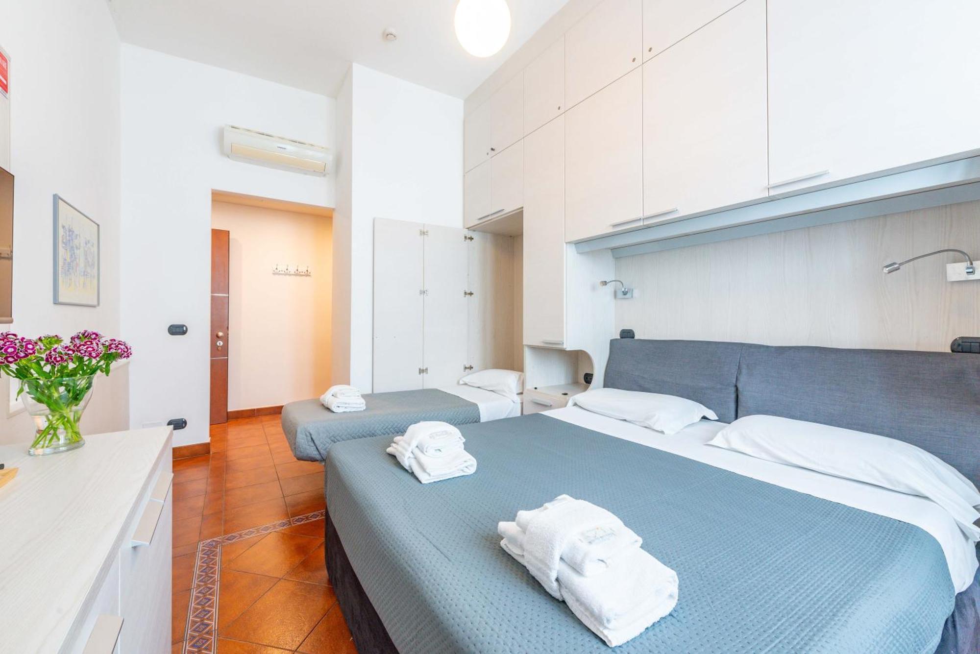 Andenis Tiber House Hotel Rome Bagian luar foto