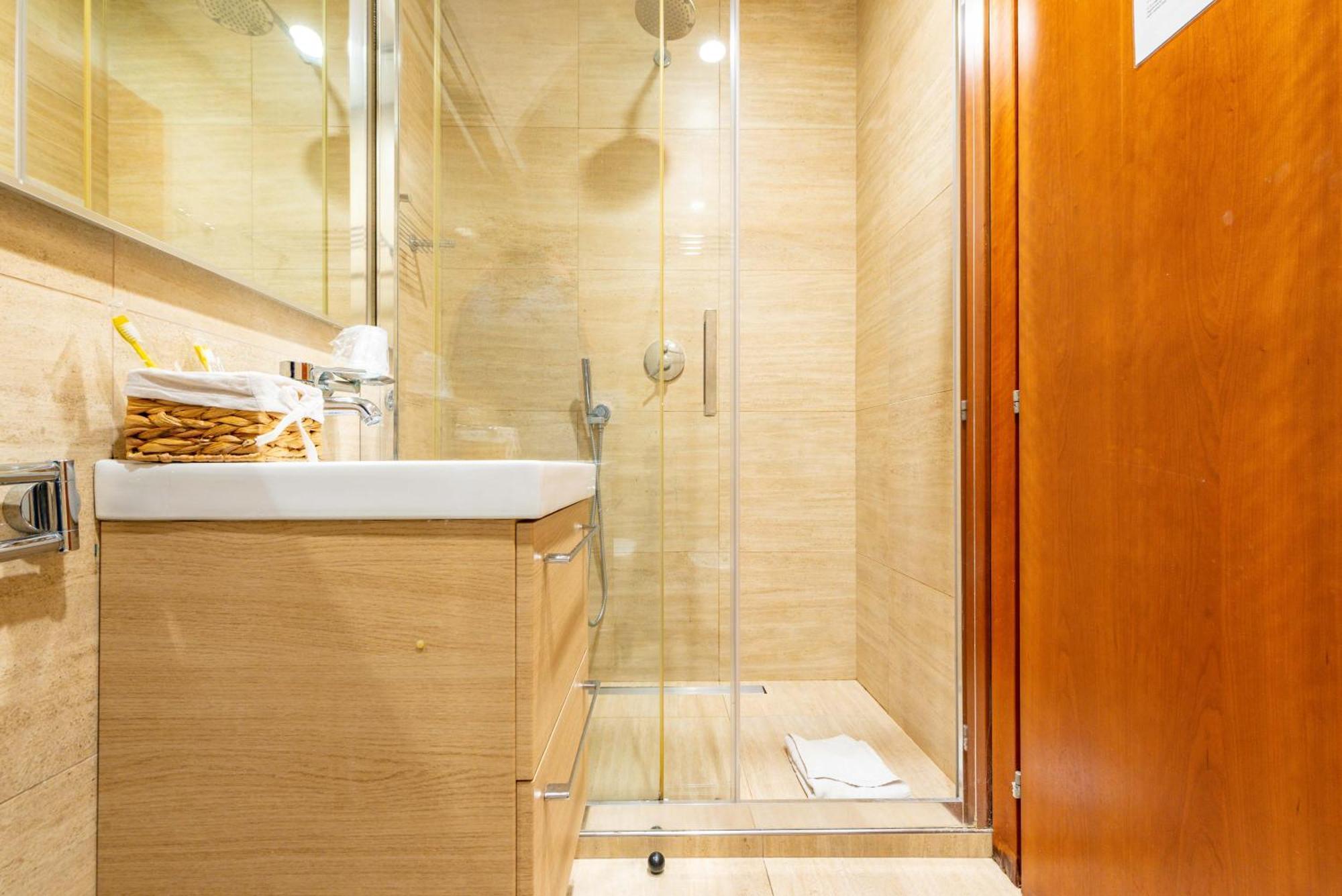 Andenis Tiber House Hotel Rome Bagian luar foto