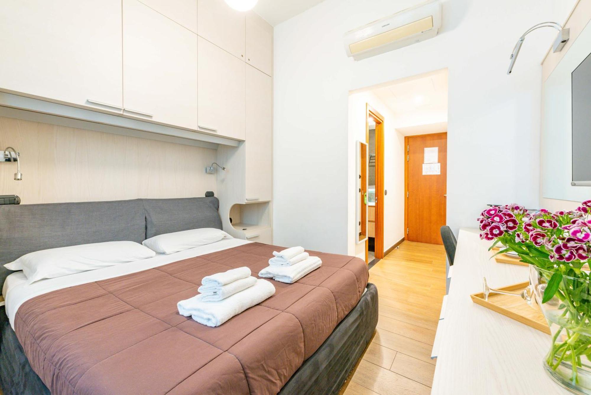 Andenis Tiber House Hotel Rome Bagian luar foto