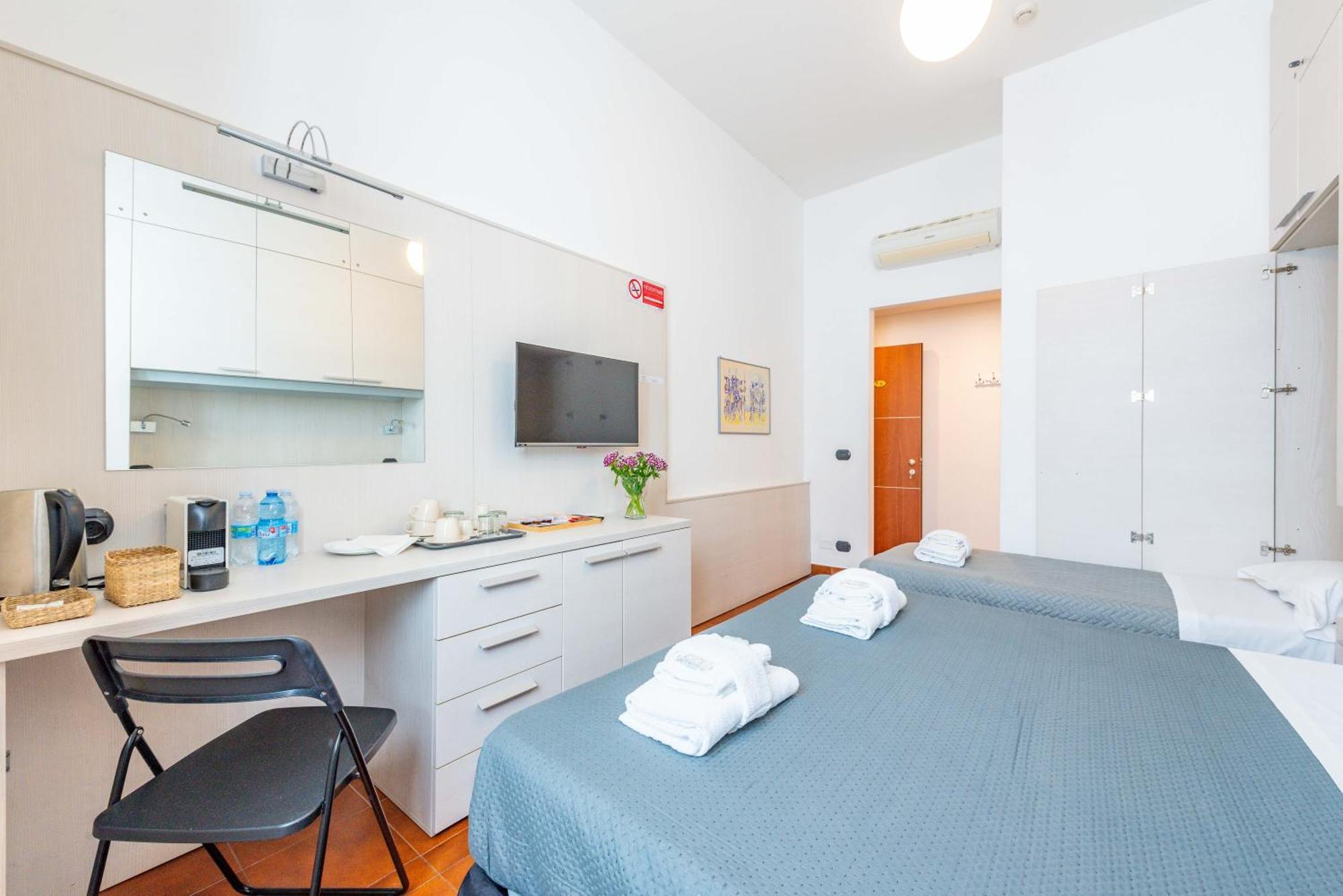 Andenis Tiber House Hotel Rome Bagian luar foto